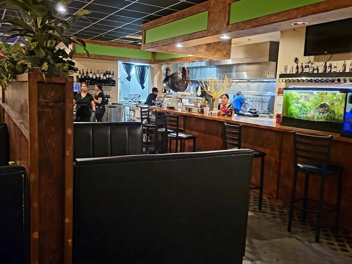 Lemongrass Sushi & Wok